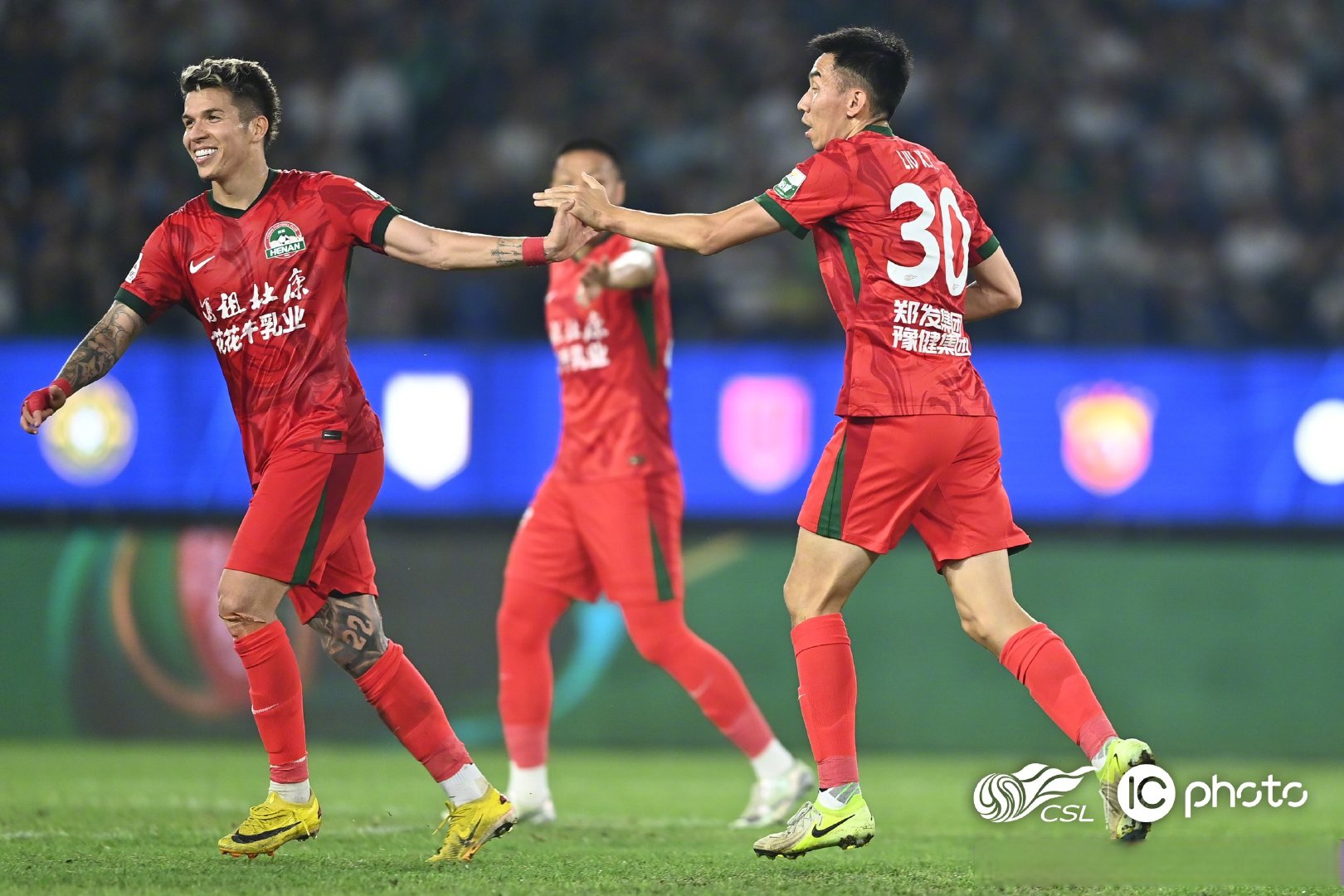 九游官网入口地址-关于赛地聚焦:中超今夜热度飙升,浙江稠州遗憾出局,引发热议,球探报告显示潜力的信息