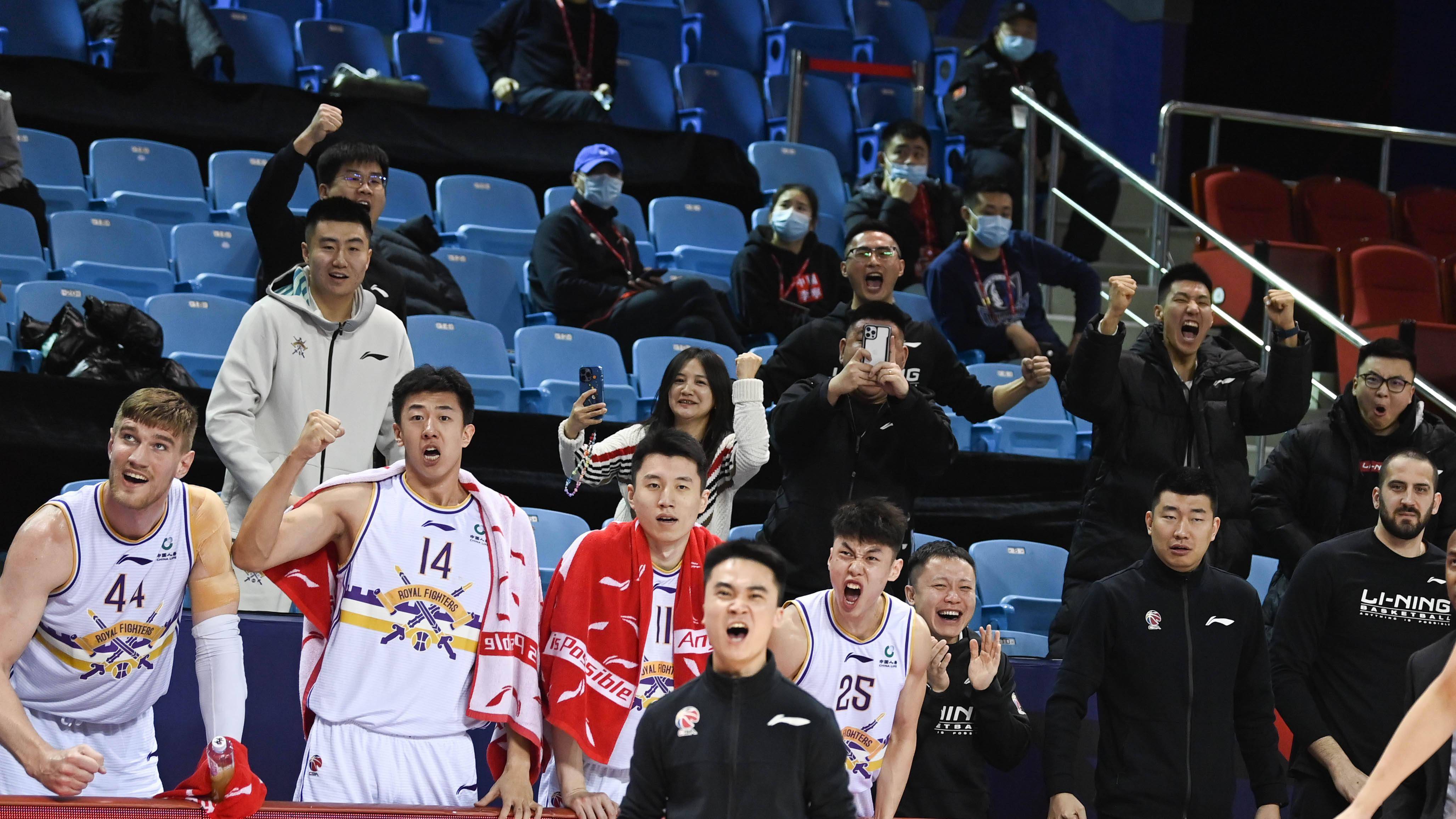 九游体育下载-包含浙江稠州国际比赛日造点机会;志在意甲名次提升;球迷炸锅;细节决定成败的词条