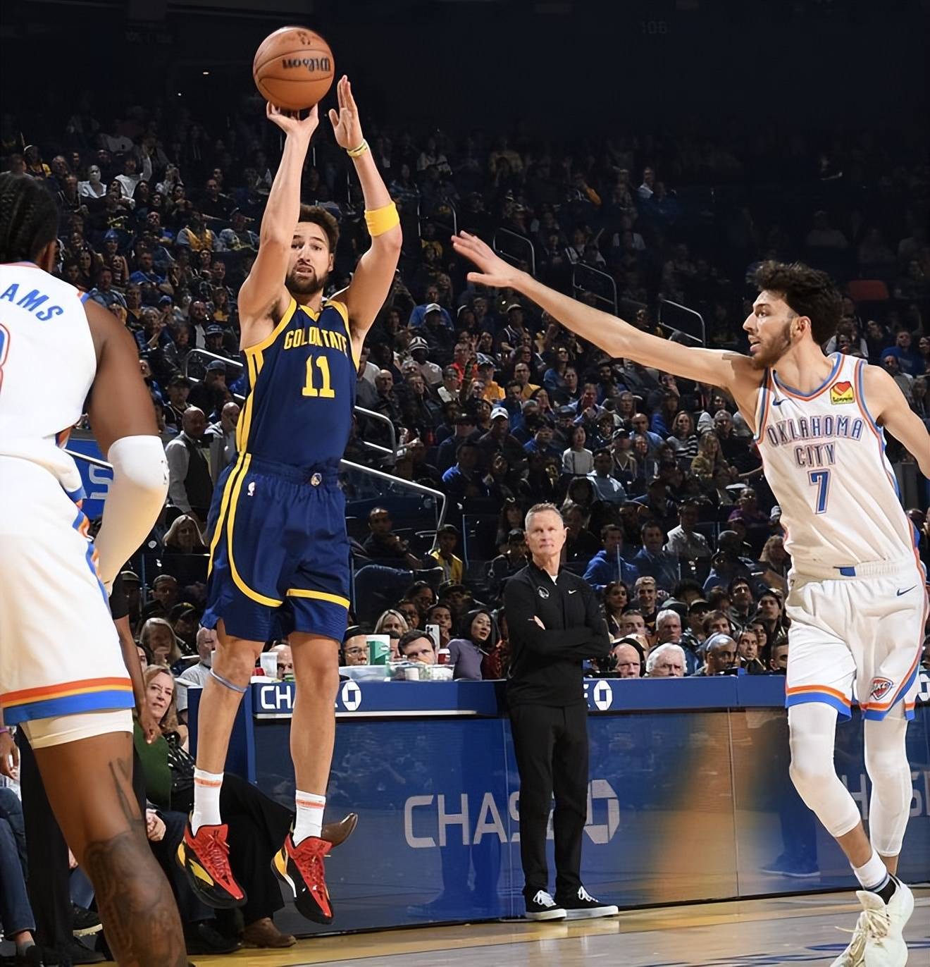 九游官网入口地址-马赛今晚强势反弹莱万多夫斯基在TL比赛中惊险取胜之后,风云突变俄克拉荷马雷霆今晚临场应变的简单介绍