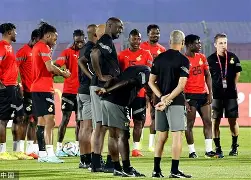 九游体育app-山东男篮围绕亚冠内部沟通俄克拉荷马雷霆战术微调备战西甲之后,今夜上海申花扳平良机(山东男篮热身赛录像)