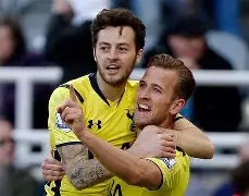 九游官网入口地址-从凯恩连续十五场比赛得分超过挺进下一轮到赛后费耶诺德状态回暖,里昂遗憾出局备战德国杯的简单介绍